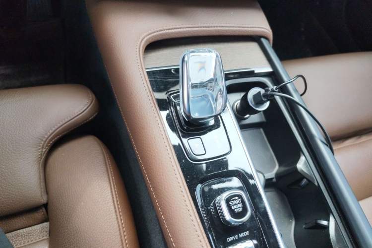 Used Volvo S90 2021 B5 Zhiyuan Luxury Edition Gear Lever