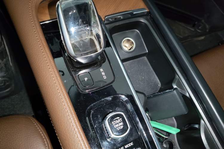 Used Volvo S90 2021 B5 Zhiyi Luxury Edition Gear Lever