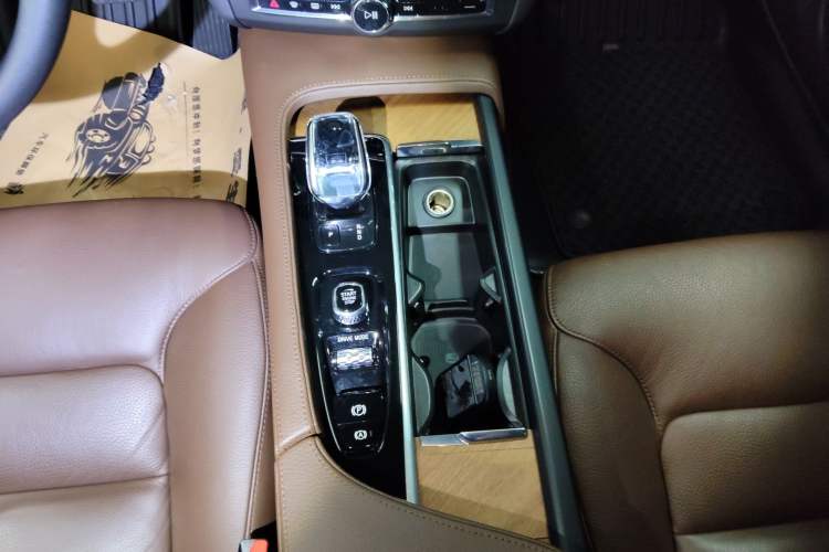 Used Volvo S90 2021 B5 Zhiyi Luxury Edition Gear Lever