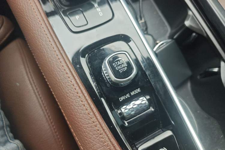 Used Volvo S90 2021 B5 Zhiyuan Luxury Edition Gear Lever