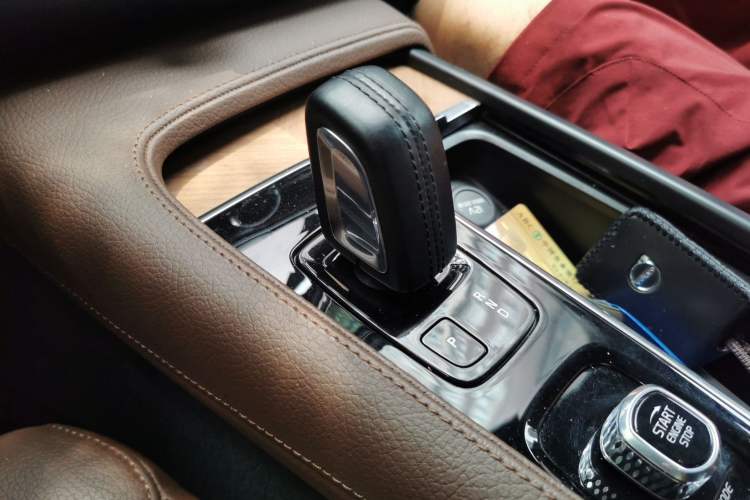 Used Volvo S90 2021 B5 Zhiyi Luxury Edition Gear Lever