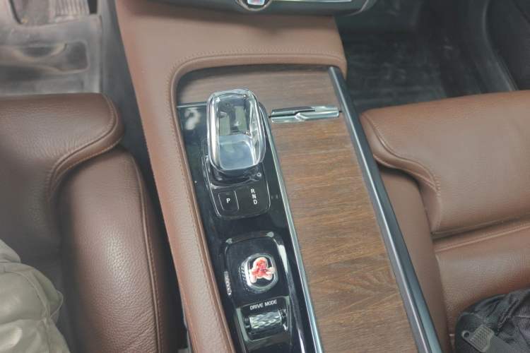 Used Volvo S90 2021 B5 Zhiyuan Luxury Edition Gear Lever