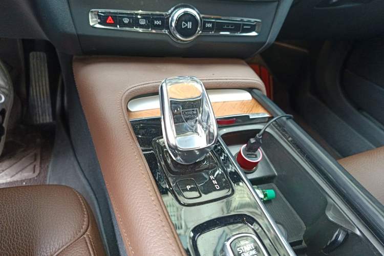 Used Volvo S90 2021 B5 Zhiyi Luxury Edition Gear Lever