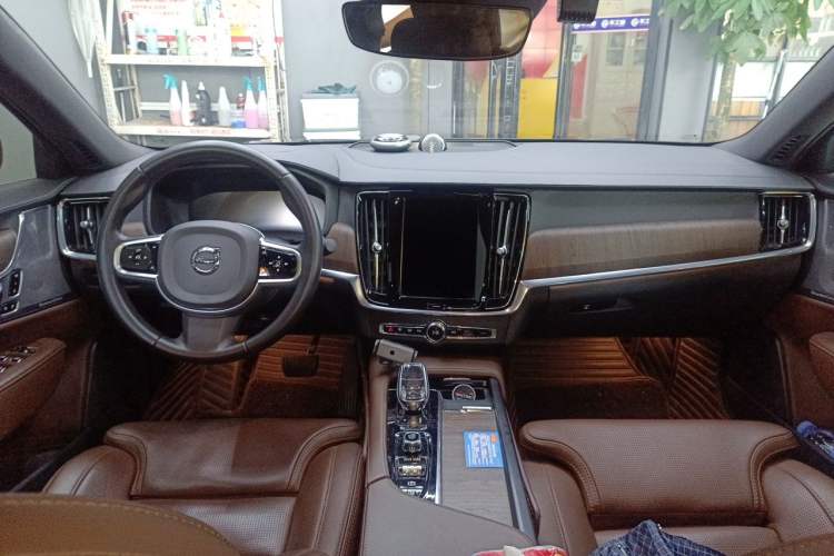 Used Volvo S90 2021 B5 Luxury Smart Edition Headliner