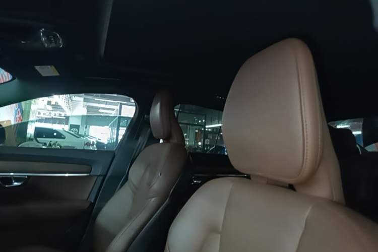 Used Volvo S90 2021 B5 Zhiyuan Luxury Edition Headliner