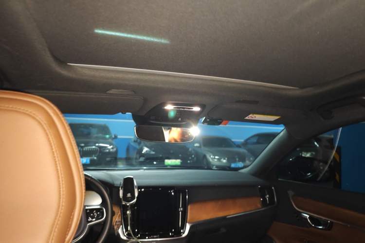 Used Volvo S90 2021 B5 Zhiyi Luxury Edition Headliner