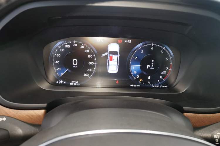 Used Volvo S90 2021 B5 Zhiyi Luxury Edition Instrument Cluster