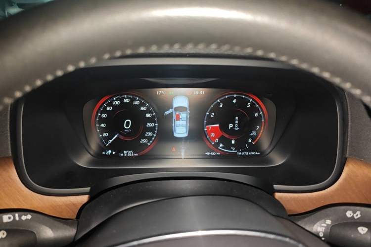 Used Volvo S90 2021 B5 Zhiyi Luxury Edition Instrument Cluster