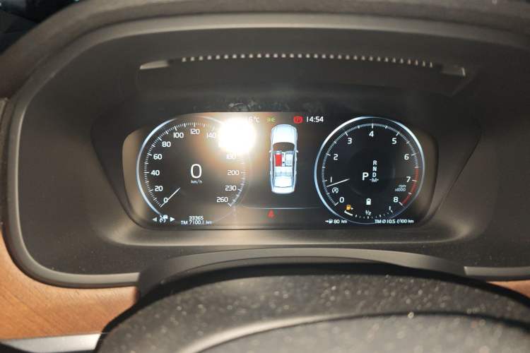 Used Volvo S90 2021 B5 Zhiyi Luxury Edition Instrument Cluster