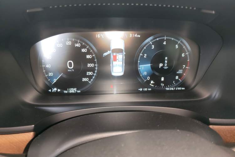 Used Volvo S90 2021 B5 Zhiyi Luxury Edition Instrument Cluster