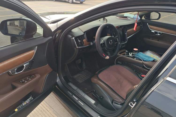 Used Volvo S90 2021 B5 Zhiyi Luxury Edition Interior 3