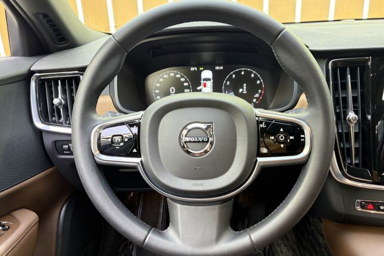 Used Volvo S90 2021 B5 Zhiyi Luxury Edition Interior 3
