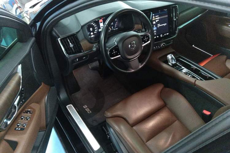Used Volvo S90 2021 B5 Zhiyuan Luxury Edition Interior 3