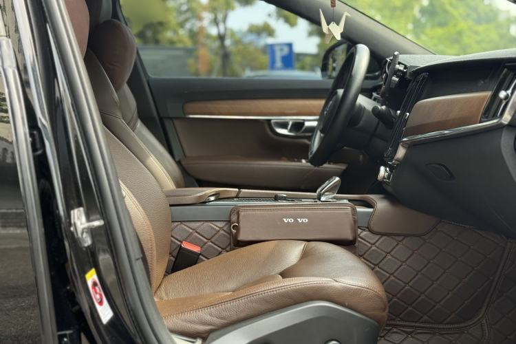 Used Volvo S90 2021 B5 Zhiyi Luxury Edition Interior 6