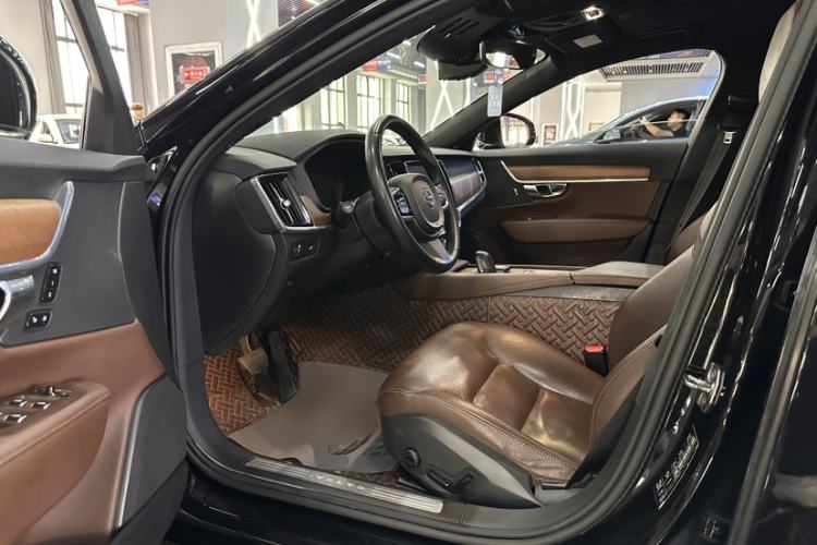Used Volvo S90 2021 B5 Zhiyi Luxury Edition Interior 6