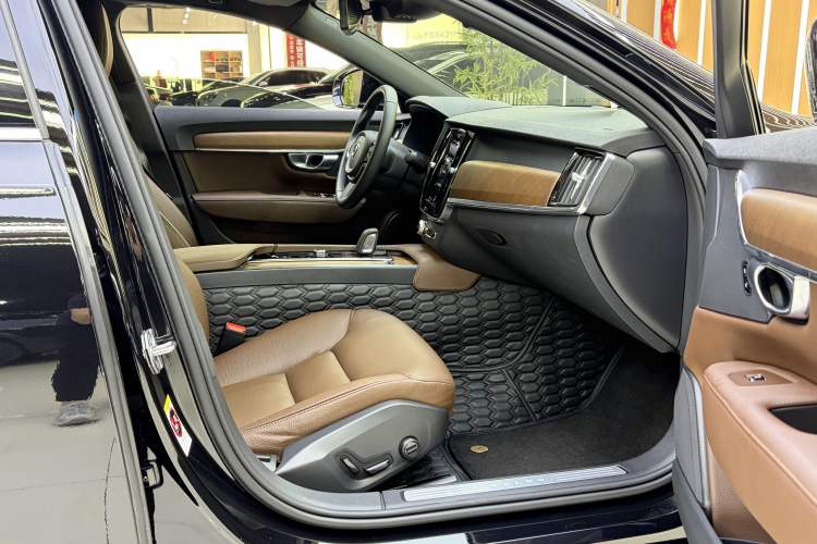 Used Volvo S90 2021 B5 Zhiyi Luxury Edition Interior 8