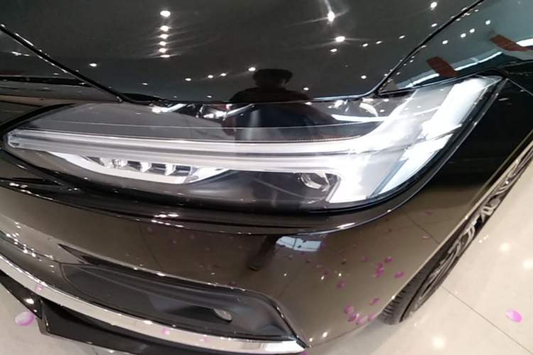 Used Volvo S90 2021 B5 Zhiyuan Luxury Edition Left Front Headlight