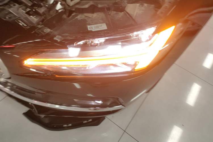 Used Volvo S90 2021 B5 Zhiyi Luxury Edition Left Front Headlight