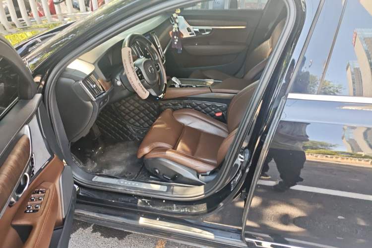 Used Volvo S90 2021 B5 Luxury Smart Edition Left Front Seat