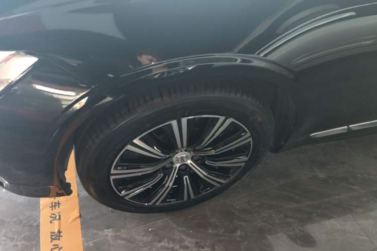 Used Volvo S90 2021 B5 Zhiyuan Luxury Edition Left Front Wheel Hub