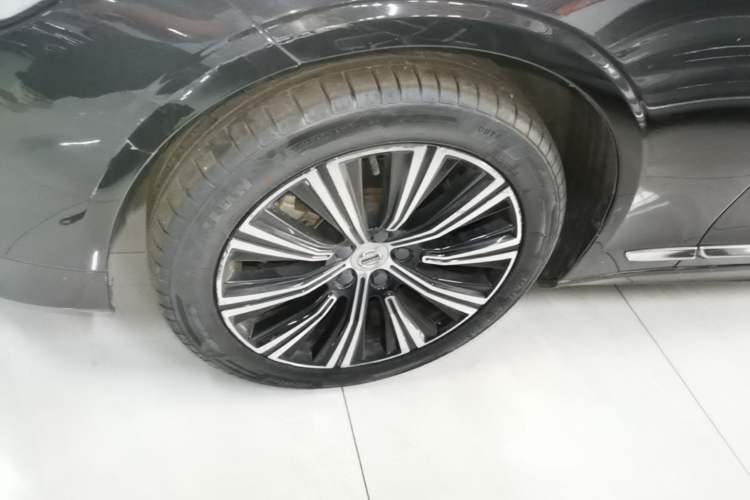 Used Volvo S90 2021 B5 Zhiyi Luxury Edition Left Front Wheel Hub