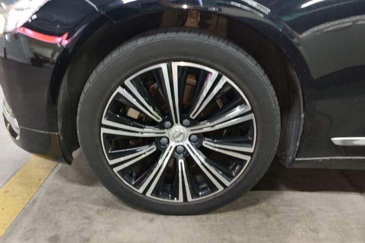 Used Volvo S90 2021 B5 Zhiyi Luxury Edition Left Front Wheel Hub