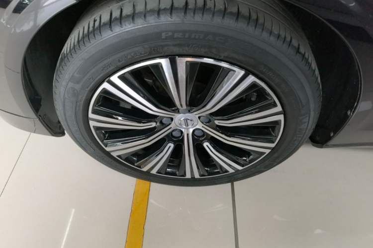 Used Volvo S90 2021 B5 Zhiyi Luxury Edition Left Front Wheel Hub