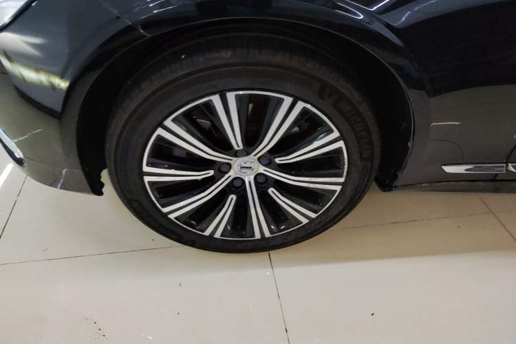 Used Volvo S90 2021 B5 Zhiyi Luxury Edition Left Front Wheel Hub