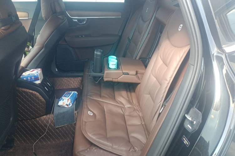 Used Volvo S90 2021 B5 Zhiyi Luxury Edition Left Rear Seat