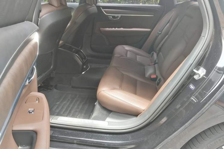 Used Volvo S90 2021 B5 Zhiyuan Luxury Edition Left Rear Seat
