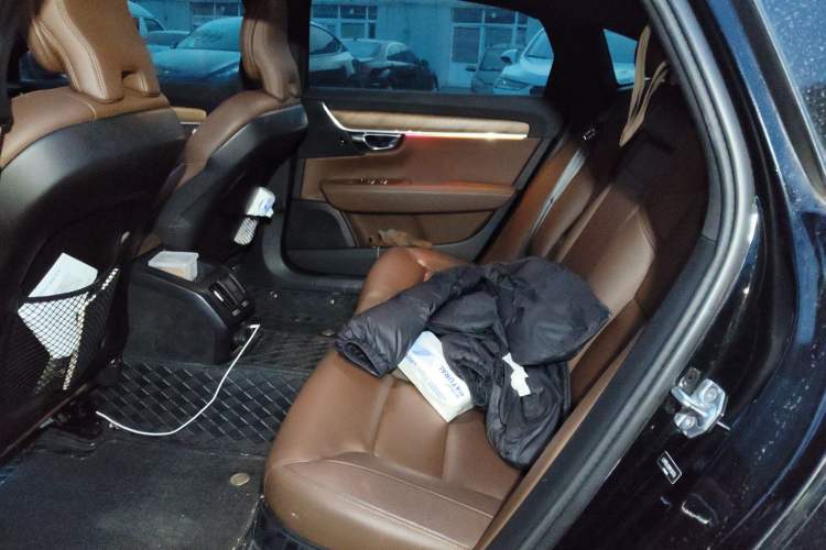Used Volvo S90 2021 B5 Zhiyi Luxury Edition Left Rear Seat