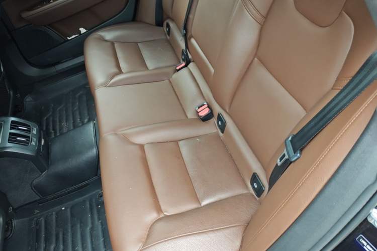 Used Volvo S90 2021 B5 Zhiyi Luxury Edition Left Rear Seat