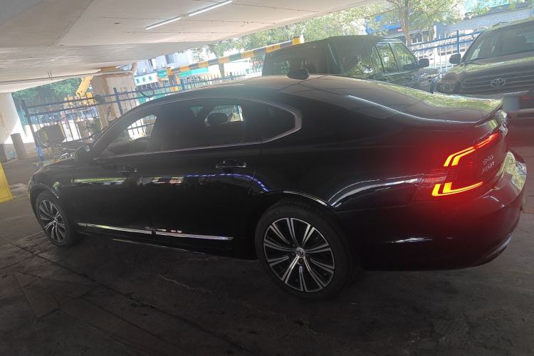 Used Volvo S90 2021 B5 Zhiyuan Luxury Edition Left Side