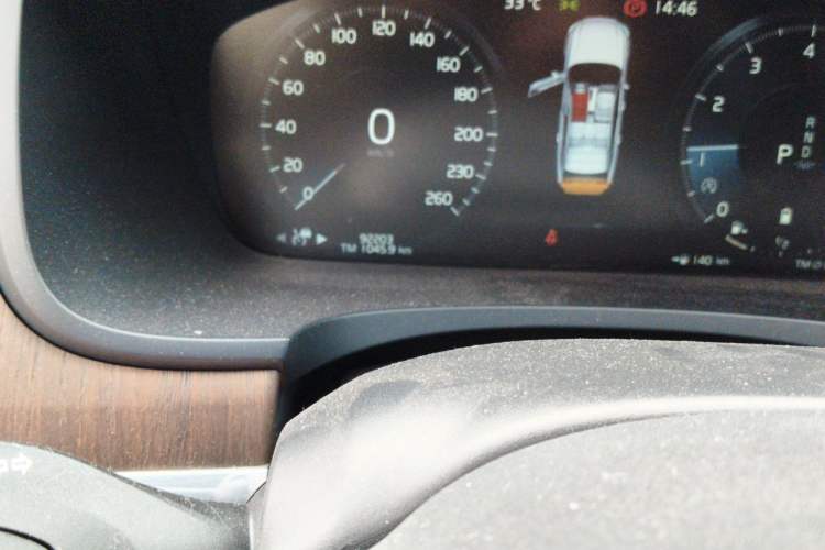 Used Volvo S90 2021 B5 Zhiyuan Luxury Edition Odometer Close Up