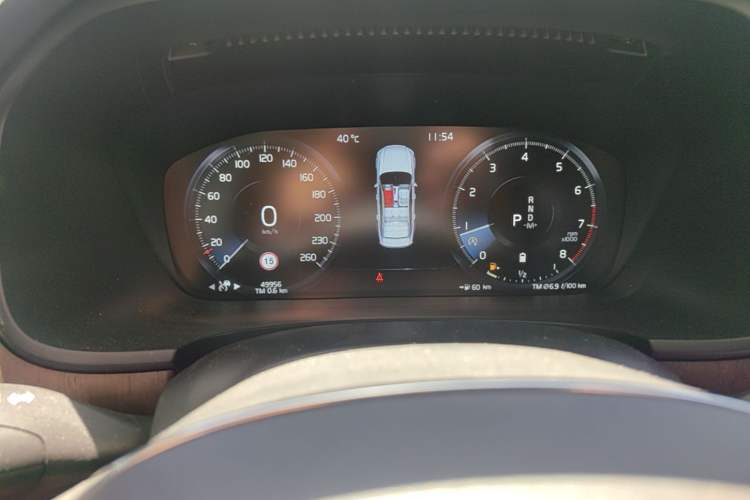 Used Volvo S90 2021 B5 Zhiyuan Luxury Edition Odometer Close Up