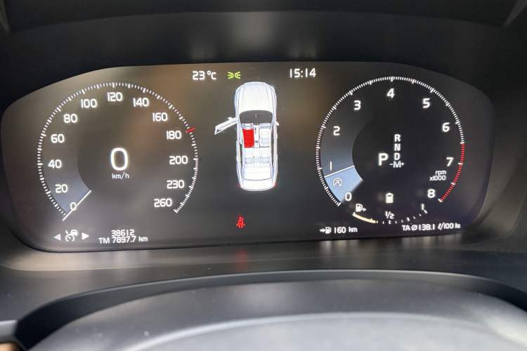 Used Volvo S90 2021 B5 Zhiyi Luxury Edition Odometer Close Up
