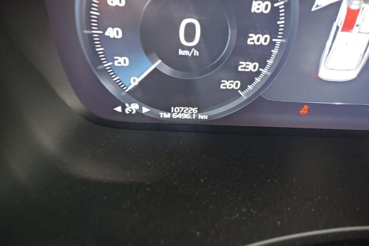Used Volvo S90 2021 B5 Zhiyuan Luxury Edition Odometer Close Up