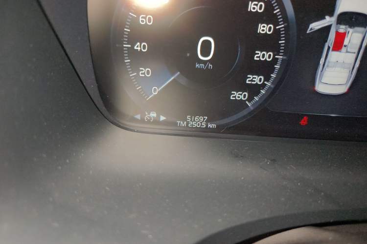 Used Volvo S90 2021 B5 Zhiyi Luxury Edition Odometer Close Up