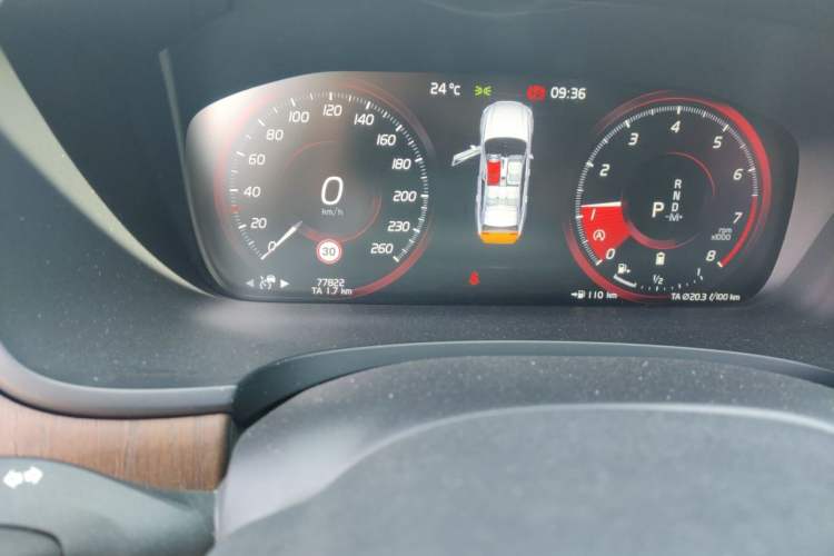 Used Volvo S90 2021 B5 Zhiyuan Luxury Edition Odometer Close Up