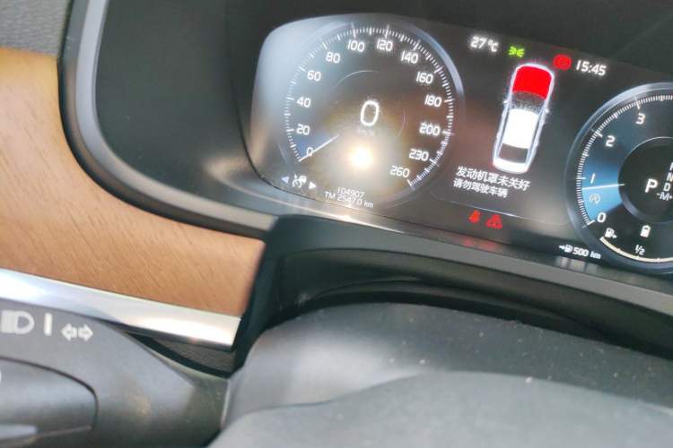Used Volvo S90 2021 B5 Zhiyi Luxury Edition Odometer Close Up