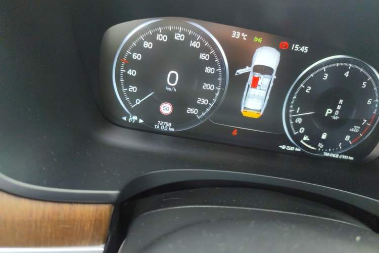Used Volvo S90 2021 B5 Zhiyuan Luxury Edition Odometer Close Up