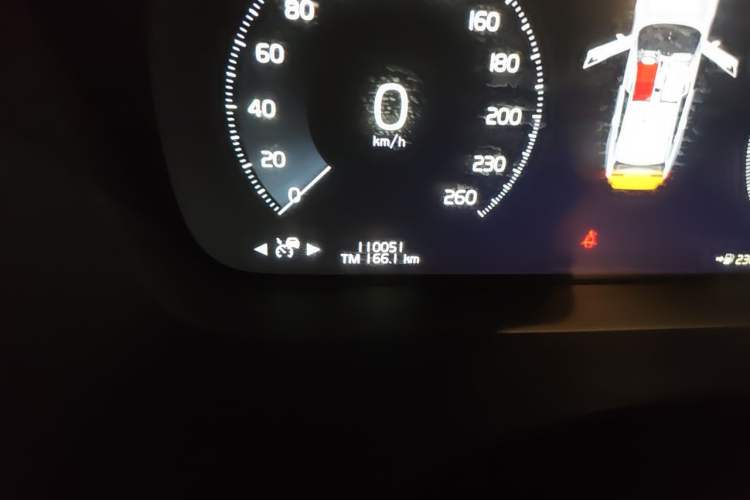 Used Volvo S90 2021 B5 Zhiyi Luxury Edition Odometer Close Up