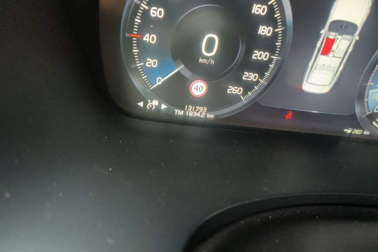 Used Volvo S90 2021 B5 Zhiyuan Luxury Edition Odometer Close Up