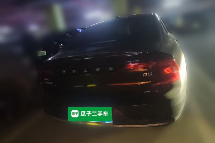 Used Volvo S90 2021 B5 Zhiyuan Luxury Edition Rear