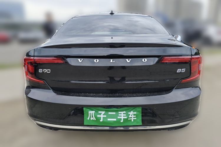 Used Volvo S90 2021 B5 Zhiyuan Luxury Edition Rear