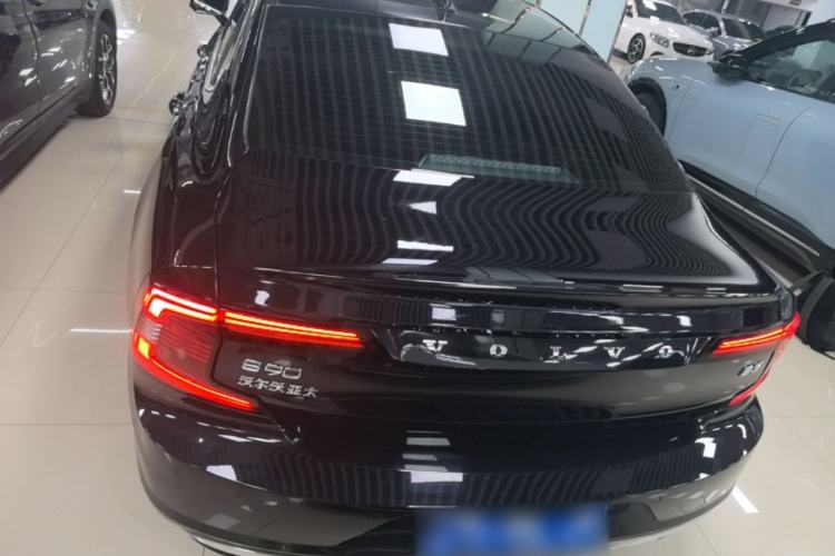 Used Volvo S90 2021 B5 Zhiyuan Luxury Edition Rear