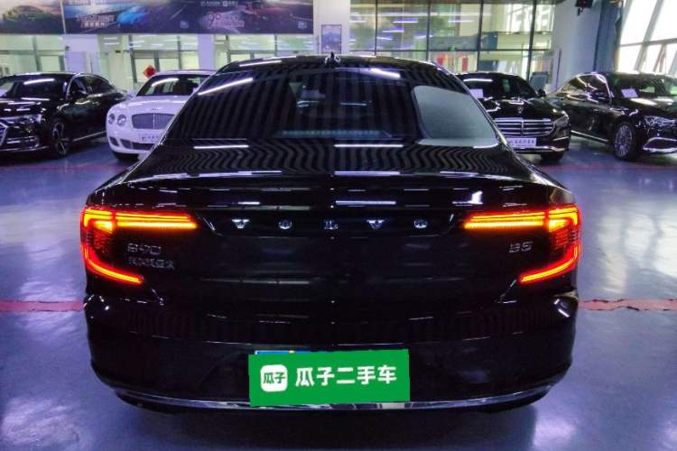 Used Volvo S90 2021 B5 Zhiyuan Luxury Edition Rear
