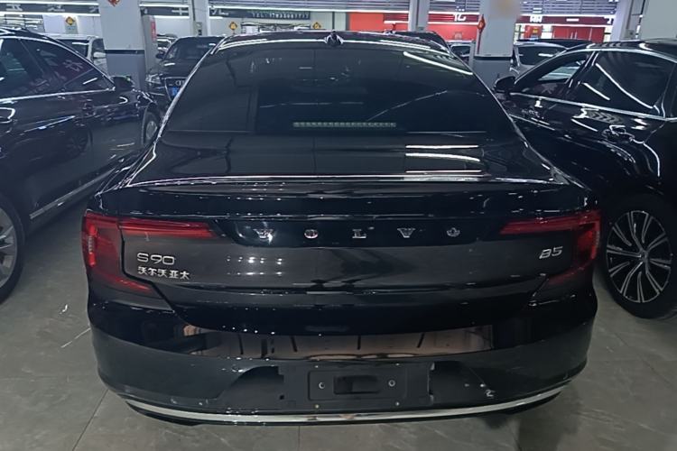 Used Volvo S90 2021 B5 Zhiyuan Luxury Edition Rear