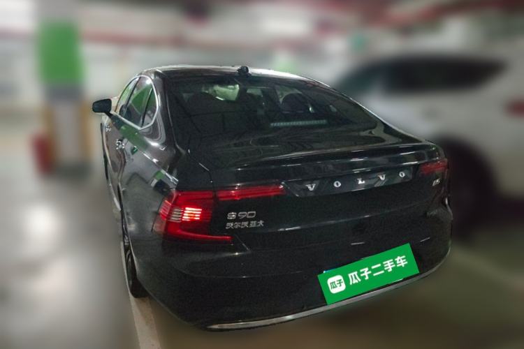 Used Volvo S90 2021 B5 Zhiyi Luxury Edition Rear Left 45 Deg