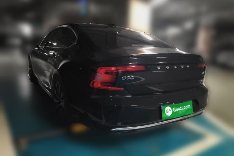 Used Volvo S90 2021 B5 Luxury Smart Edition Rear Left 45 Deg